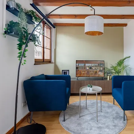 Travel Homes - Tanneur 6, Heart Of Petite Venise