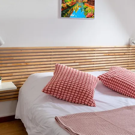 Travel Homes - Tanneur 6, Heart Of Petite Venise アパート *